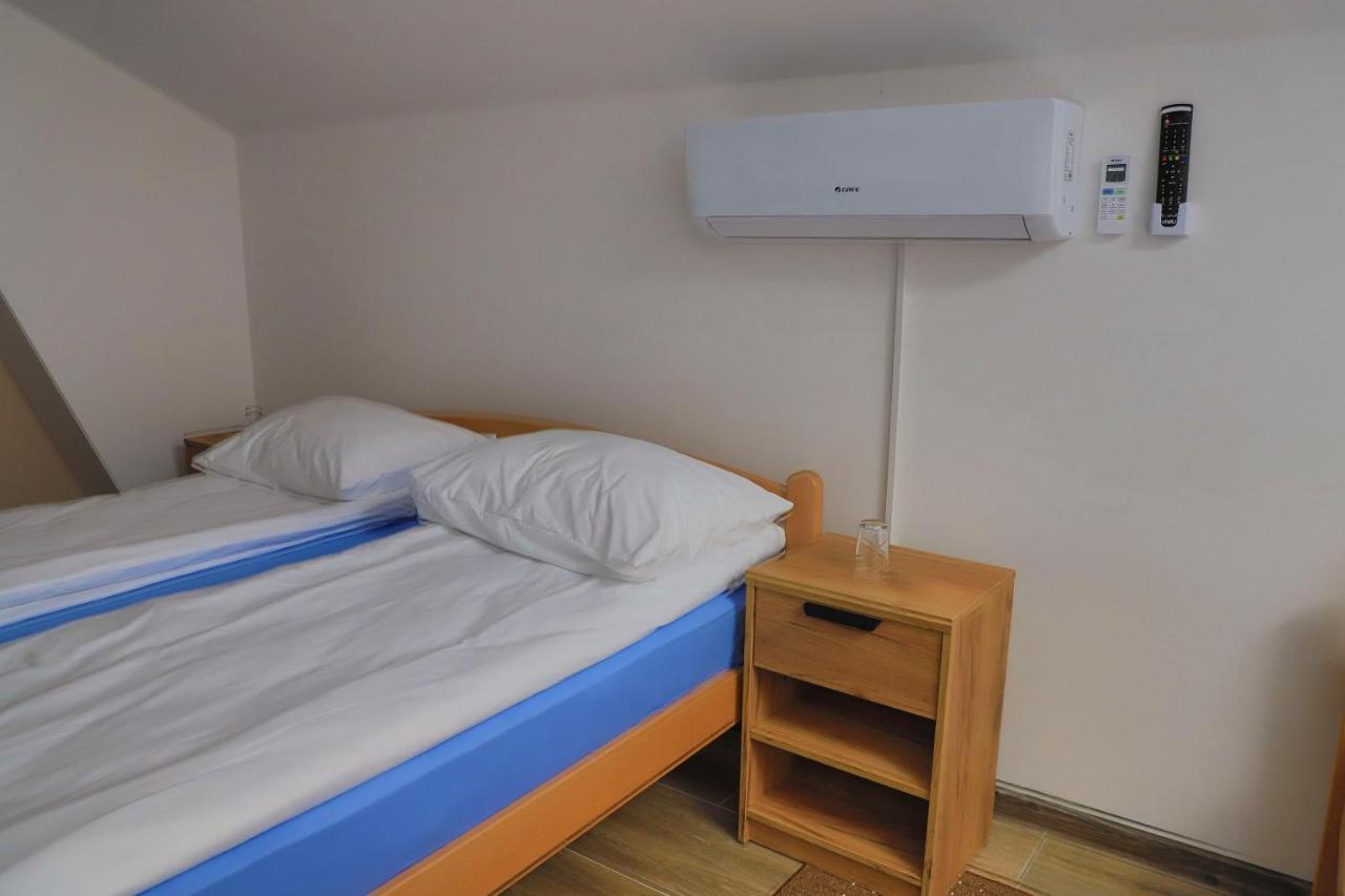 Konak Kod Hame Bihać Екстериор снимка