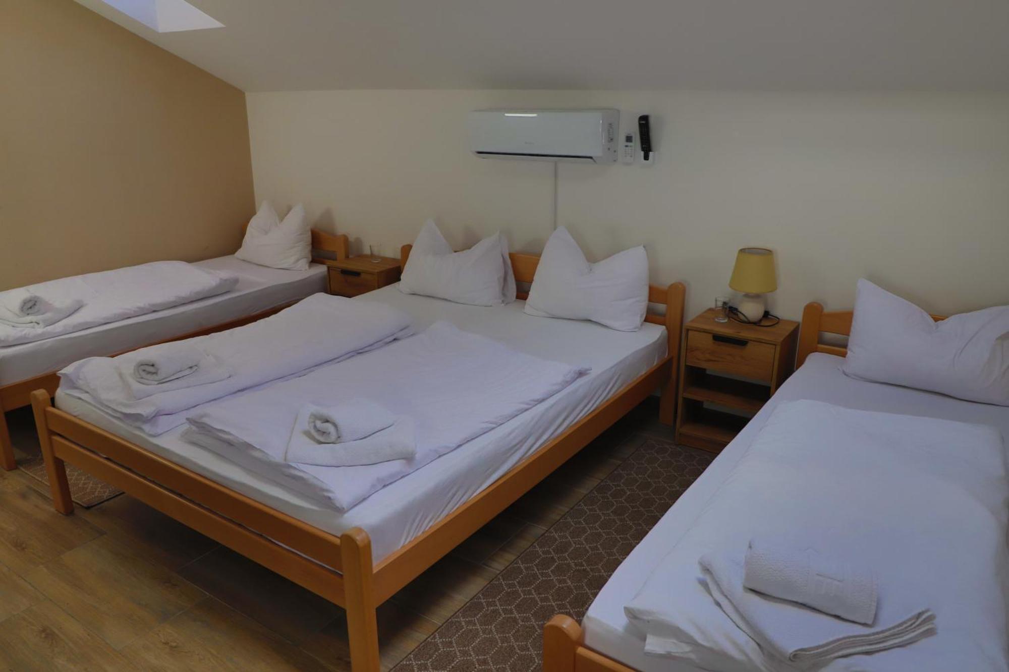 Konak Kod Hame Bihać Екстериор снимка